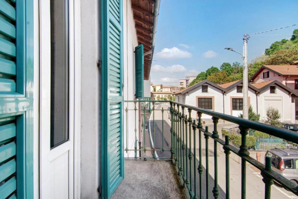 Casa Ortensia Blu Maslianico Esterno foto