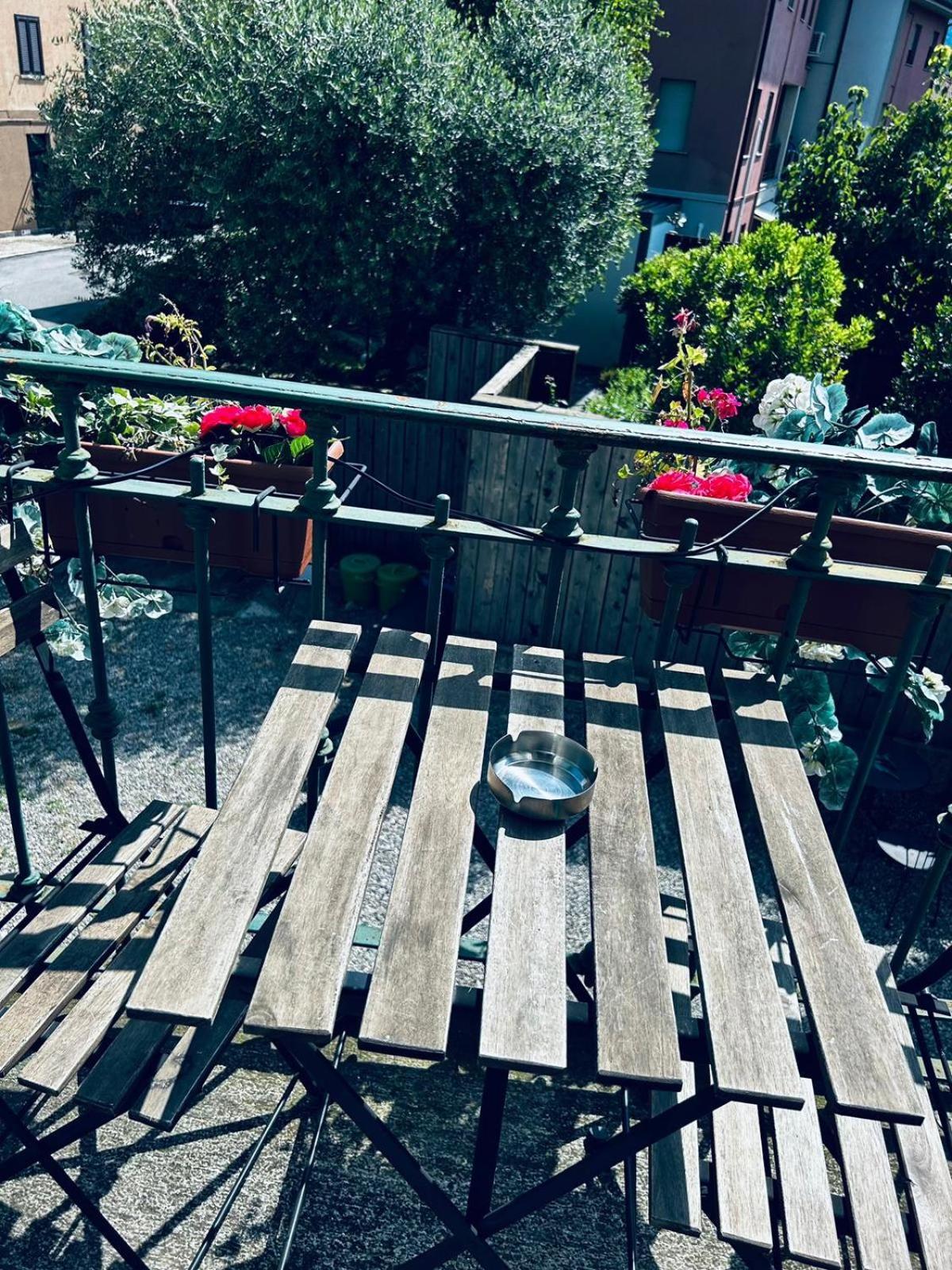 Casa Ortensia Blu Maslianico Esterno foto